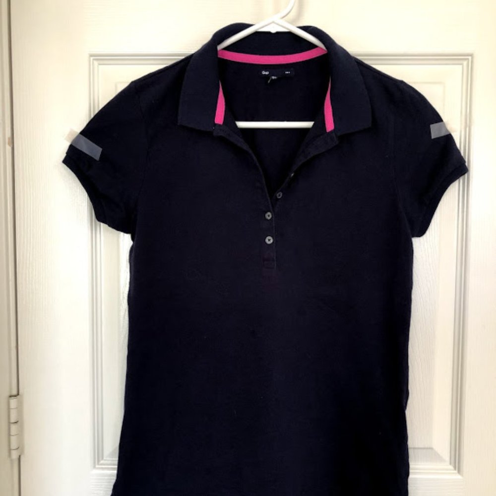 Women GAP polo black short sleeves shirt